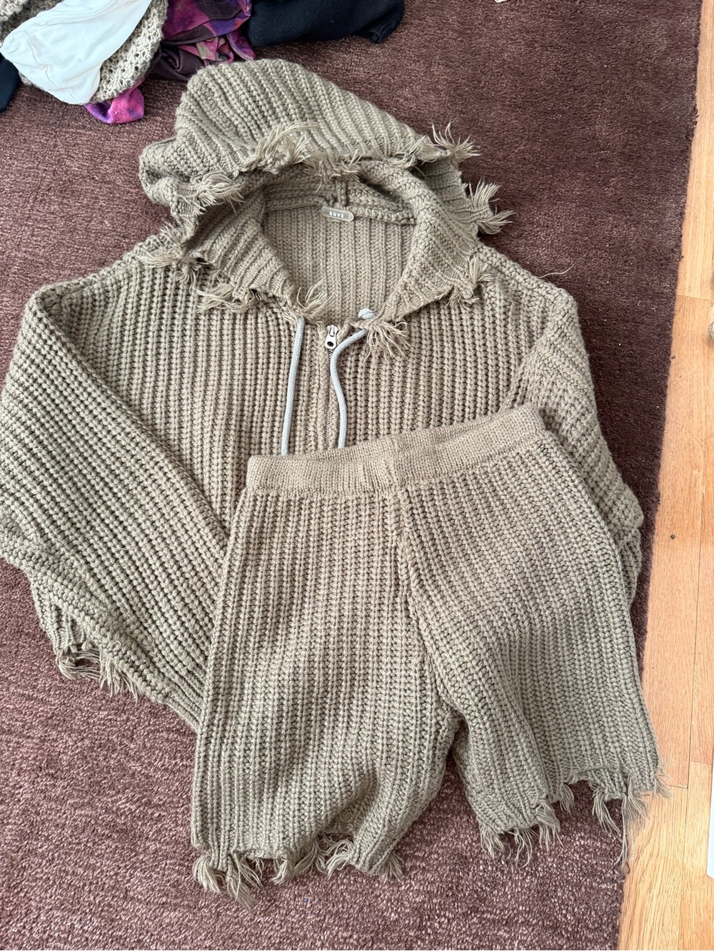 Ruve Shop Beige Knit Hoodie & Shorts Set - Chunky Frayed Sweater Set